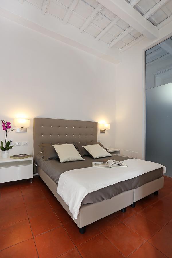 Bed and Breakfast Domus Croce Рим Экстерьер фото
