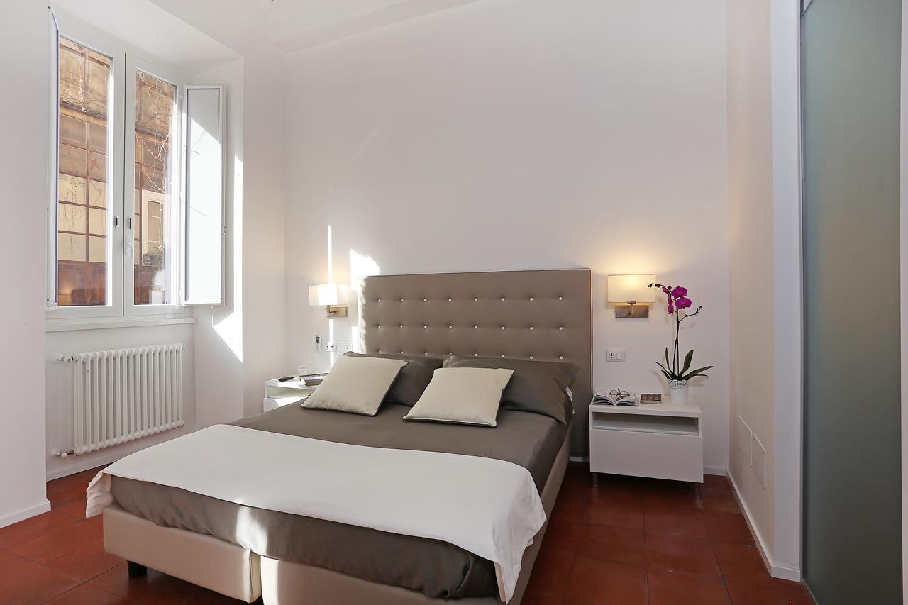 Bed and Breakfast Domus Croce Рим Экстерьер фото